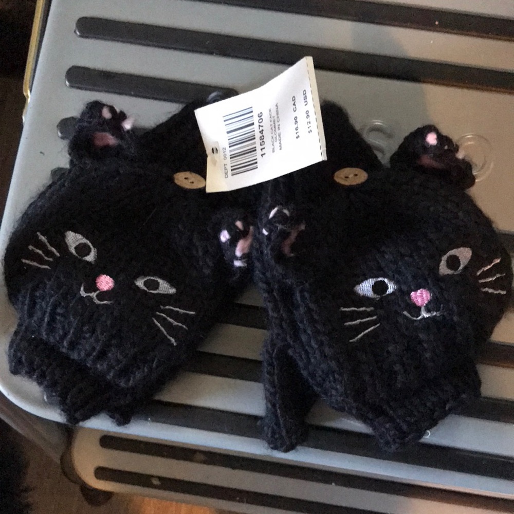 Hot Topic black kitty gloves